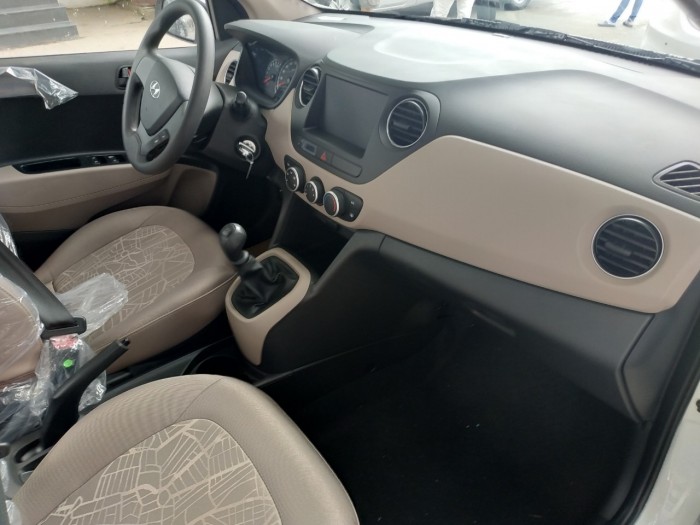 [Hyundai Kinh Dương Vương] Lô xe i10 sedan base đủ màu, xe giao ngay, giá tốt trong tháng 9