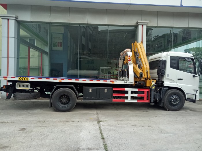 Xe cứu hộ Dongfeng gắn cẩu 3 chức năng