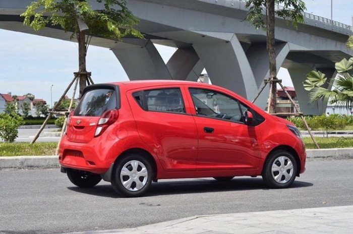 Bán xe Chevrolet Spark Van Duo mới , đủ màu, giao xe ngay, hỗ trợ trả góp ngân hàng 85% toàn quốc