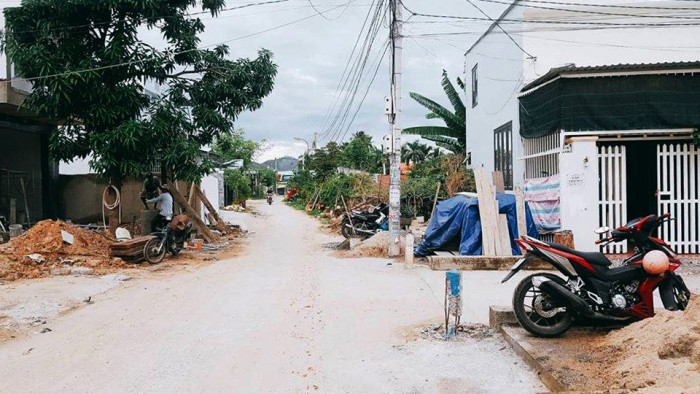 Bán lô đất 2 mặt tiền hẻm đường Cầu Dứa Phú Nông Nha Trang