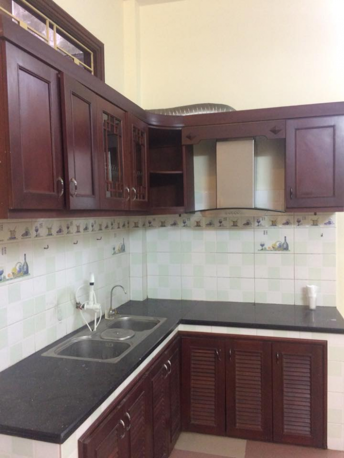 Bán nhà Chùa Bộc, gần bãi đỗ xe ô tô, 32m2 x 5 tầng, mặt tiền 4.5m