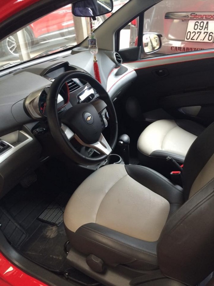 Kẹt tiền bán em Chevrolet Spark 2015 số tự động màu đỏ