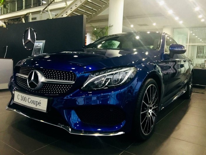 Mercedes-Benz C300 - COUPE Chính hãng