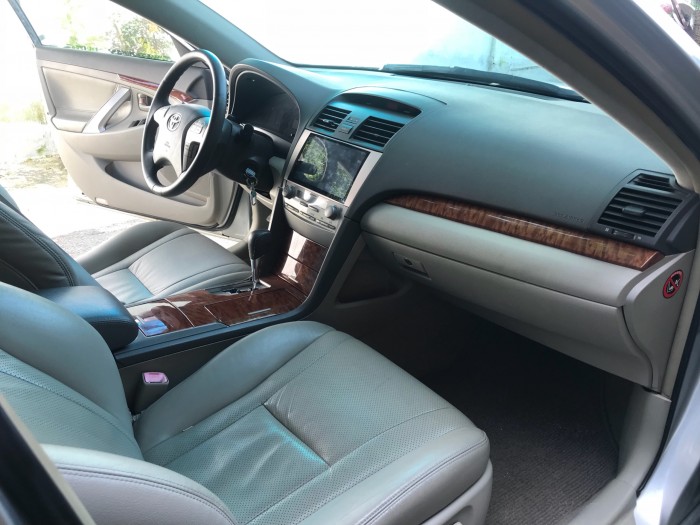 Đổi xe bán Camry 2008 at bạc xe gia đình rất ít đi