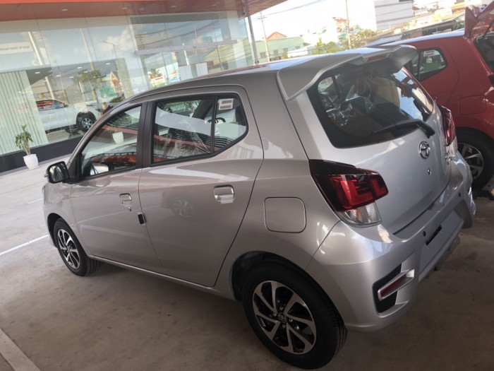 Toyota wigo 1.2 số sàn màu bạc