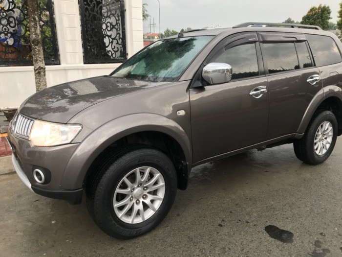 Cần Bán Xe Mitsubishi Pajero 2011