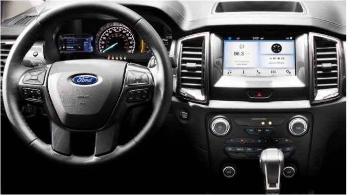 Ford Ranger Wildtrak 2.0 4x4 2018 liên hệ để đặt xe ngay, xe đủ màu, hỗ trợ mua xe trả góp lãi suất ưu đãi