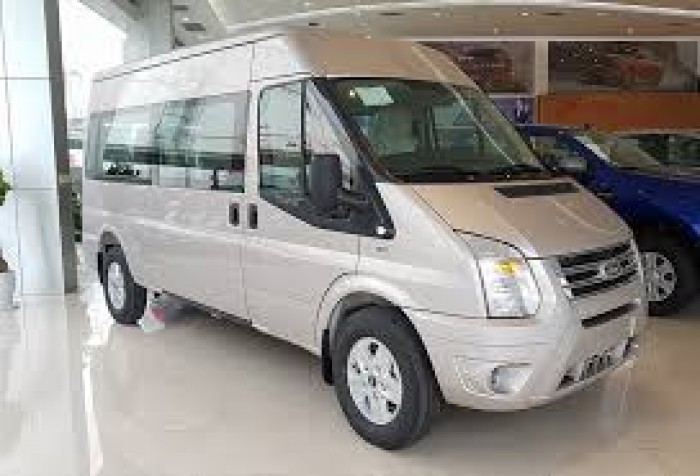 Xe du lịch Ford transit đời mới nhất
