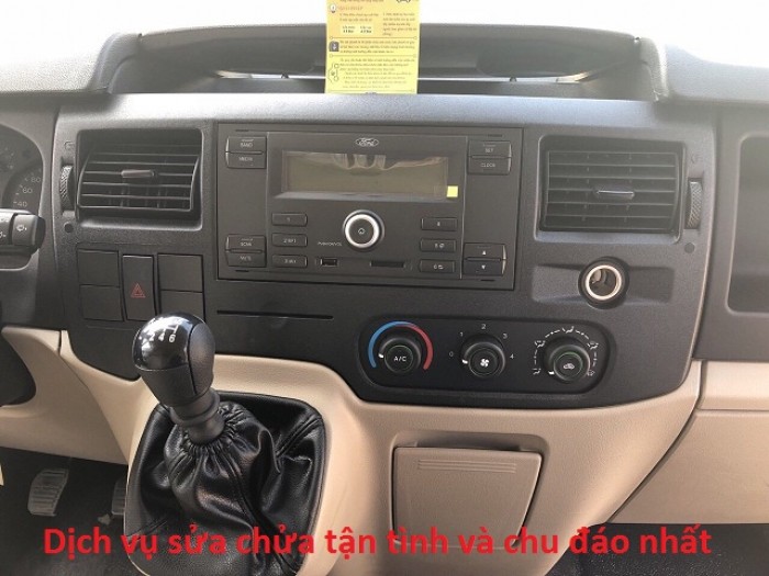 Xe du lịch Ford transit đời mới nhất
