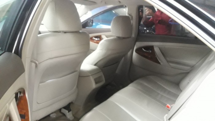 Toyota camry le 2008 màu đen