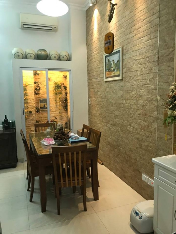 Bán nhà mới vị trí đẹp S 33m2*5 tầng phố Nguyễn Ngọc Vũ