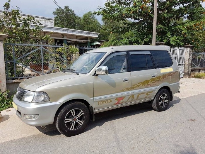 bán xe Toyota Zace 2005 số sàn Vàng cát