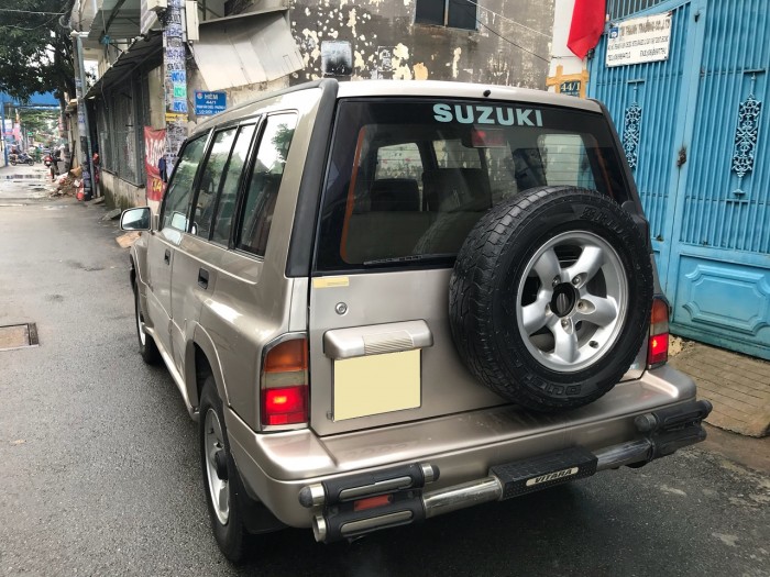 Cần bán xe Suzuki Vitara 2004 màu vàng kim 5 chỗ zin cực chất