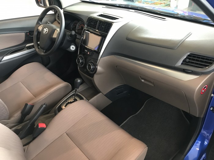Bán xe Toyota Avanza 2018 số tự động, xe nhập, chỉ cần trả trước 300tr có xe ngay