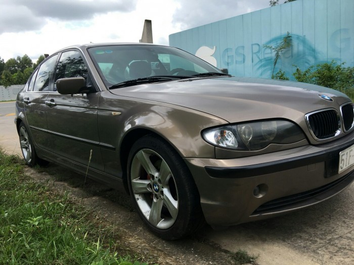 cần bán xe 5 chỗ BMW 2006 nhập khẩu
