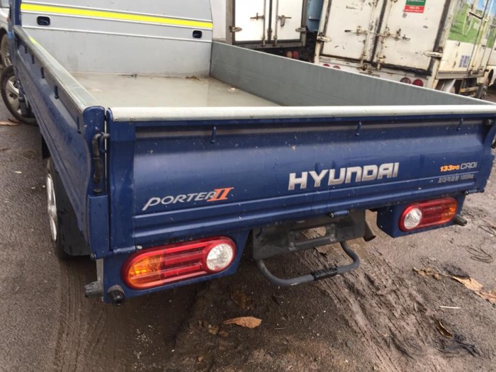 Bán xe tải Hyundai Porter 1t thùng lững đời 2016 nhập khẩu