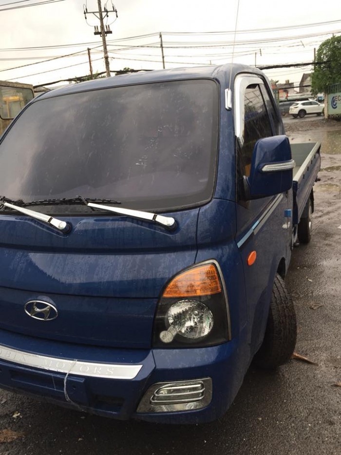 Bán xe tải Hyundai Porter 1t thùng lững đời 2016 nhập khẩu
