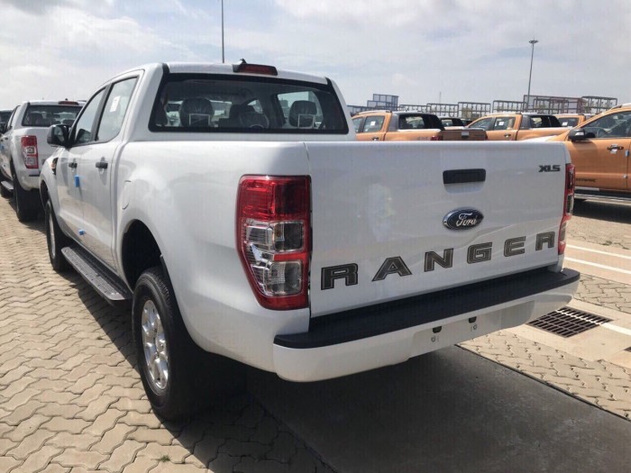 Ford Ranger Xls Phiên Bản 2018 Hỗ Trợ 90% Giá Khuyến Mãi Full
