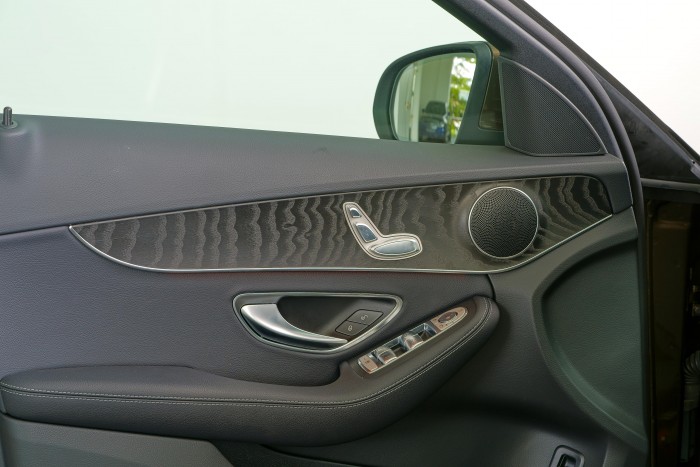 Bán MERCEDES C200 2018 cũ, màu nâu...giá tốt chính hãng, ưu đãi cực sốc