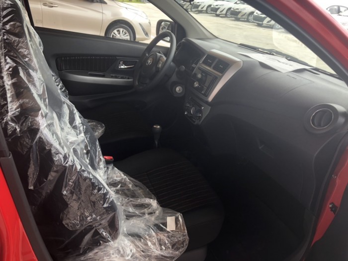 Toyota wigo 1.2 mt số sàn màu đỏ nhập khẩu