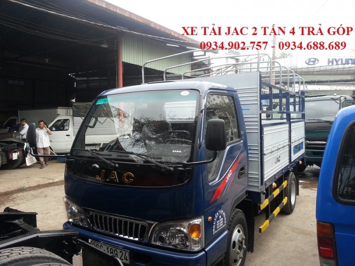 bán xe tải Jac 2T4 thùng mui bạt - xe tải JAC 2 tấn 4 thùng mui phủ bạt giá tốt
