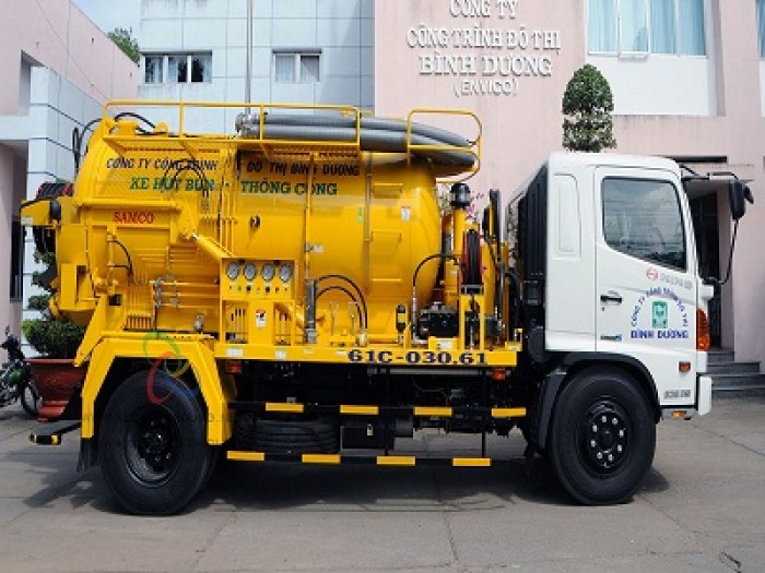 Xe hút bùn thông cống 2,5- 11 khối