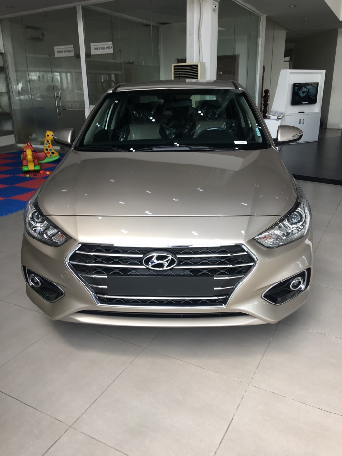 Hyundai Bình Dương,Giá xe Hyundai Accent,Accent AT,MT 2018 xe có sẵn tại Bình Dương, Bình Phước
