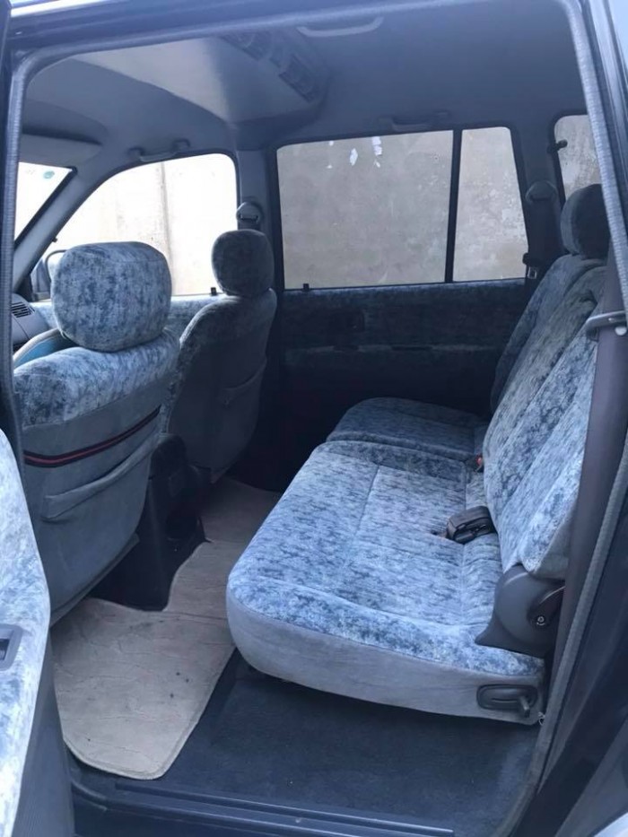 Cần bán xe Toyota Zace 2005 GL xịn. Xe đẹp từ trong ra ngoài