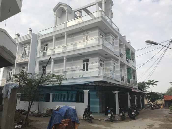 Nhà Huỳnh Tấn Phát Góc 2 Mặt Tiên 10m.Dt:7,5x13m,Sd=360m2, 1 Trệt 2 Lầu Sân Thượng+5pn,Sân Xe Hơi