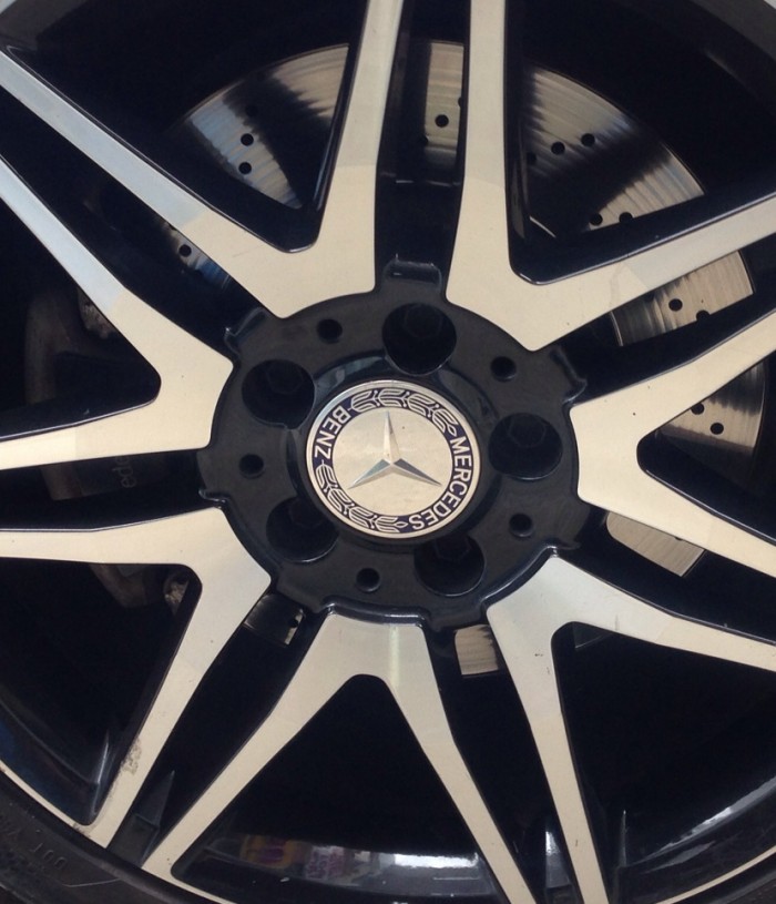Bán xe Mercedes C300 AMG 2014 màu trắng bao zin