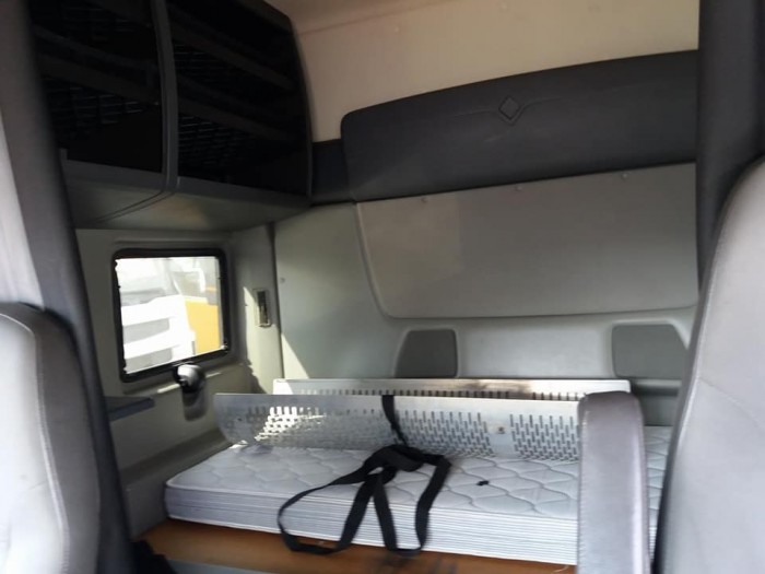 Đầu Kéo Mỹ 1 giường nóc trung đời 2014