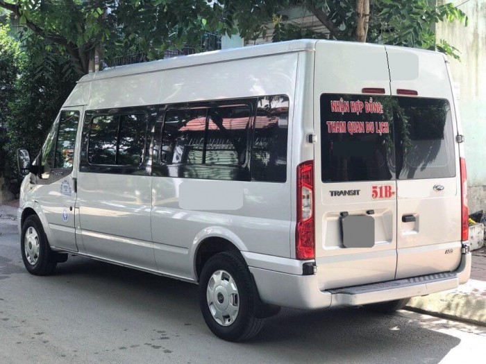 Bán nhanh Ford Transit Bạc 2016 dầu ít đi, chạy êm ái.