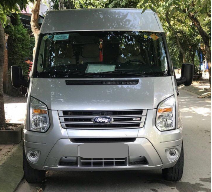 Bán nhanh Ford Transit Bạc 2016 dầu ít đi, chạy êm ái.