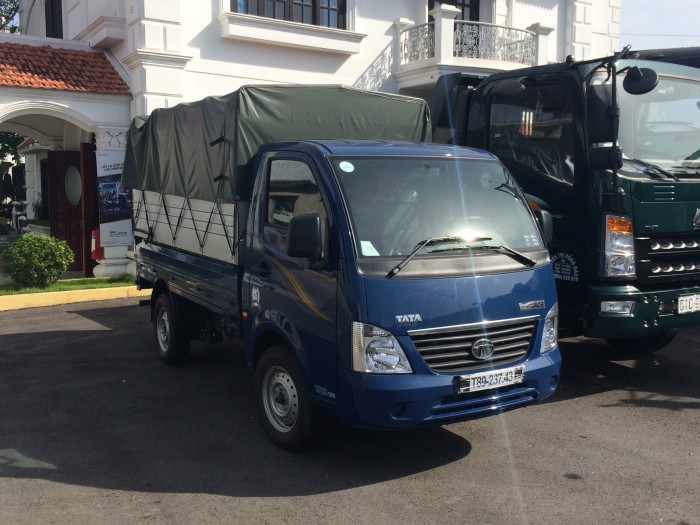 Xe tải Tata 1.2 tấn Euro 4 thùng mui bạt