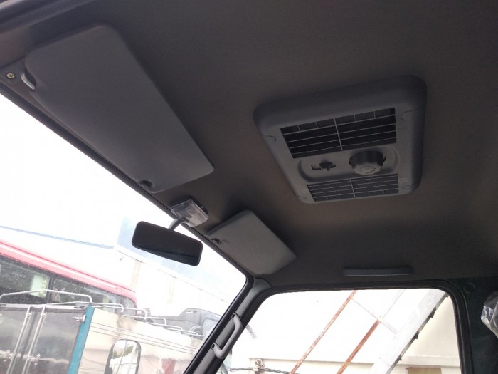 Xe ben 2,4t đi thành phố