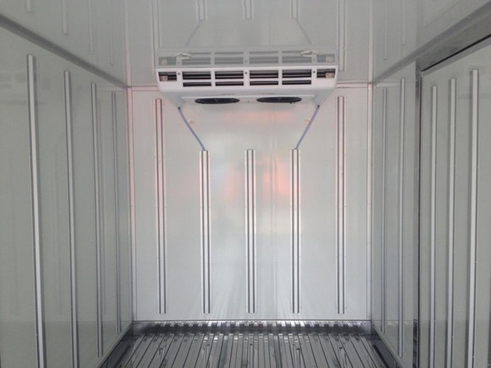 Hyundai 1 Tấn 5 Đóng Thùng Đông Lạnh ( Giá Cực Tốt )