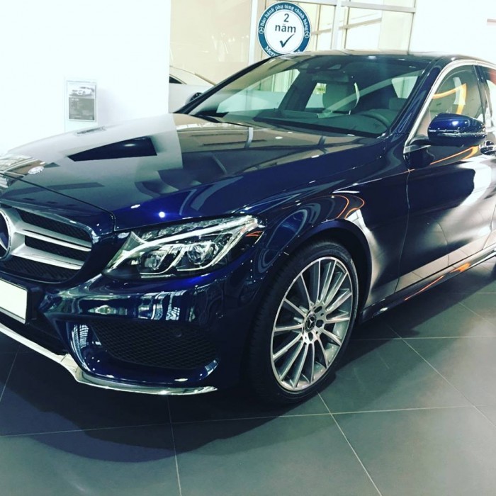 C300 Xe đăng ký chưa lăn bánh, chính hãng
