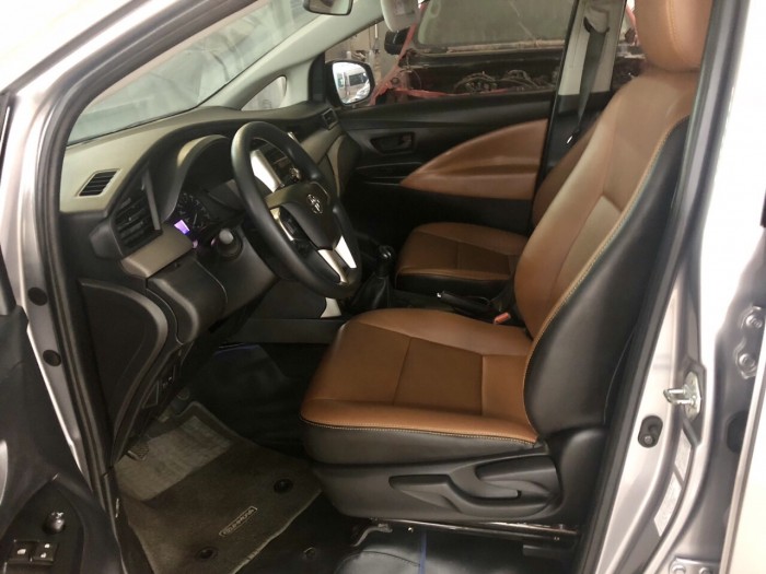 Bán Toyata Innova sx 2017 chạy lướt