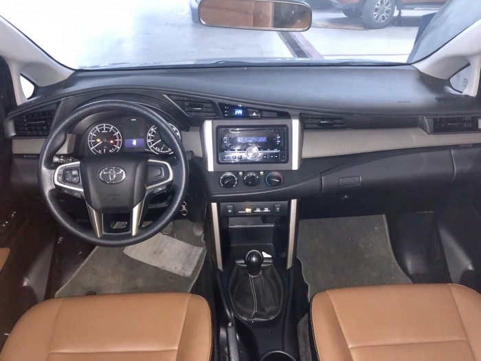 Bán Toyata Innova sx 2017 chạy lướt