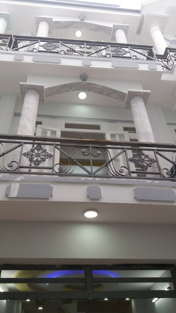 Nhà 60/12 Đs4 Bhh.b Bình Tân 4X11M 2 Lầu Hxh Thông