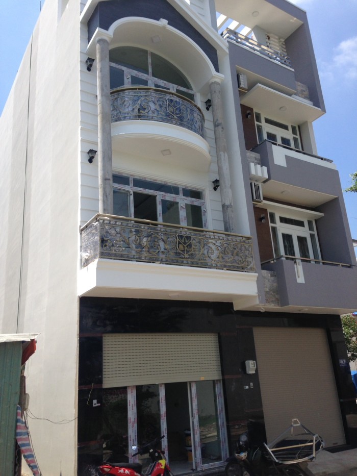 Nhà Tây Thạnh, Tân Phú, diện tích 4 x 15, 3 lầu, sổ riêng.