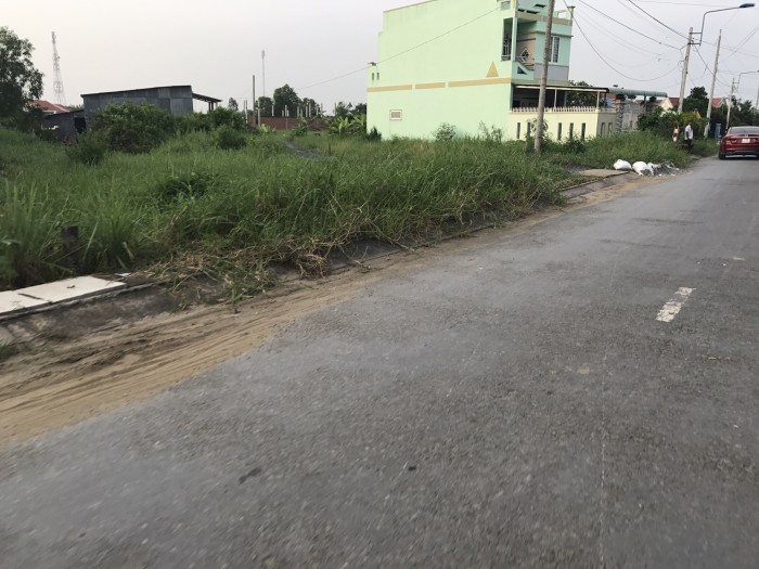 Bán gấp 4x16m đất đường Huỳnh Văn Trí, Sau chợ Bình Chánh