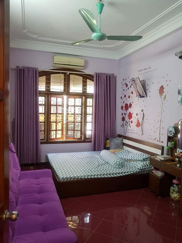 Nhà Tân Mai, đẹp lắm, ngõ sạch đẹp, gần ô tô, 47m2.