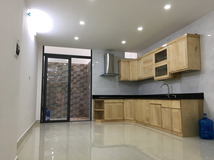 Nhà đẹp như Ngọc Trinh ở Nhân Hòa. Kinh doanh. 72m2 5 tầng