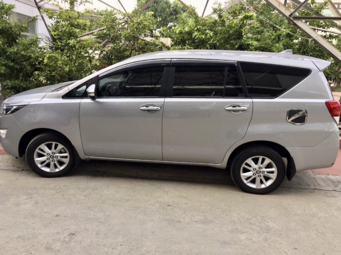 Bán Toyata Innova sx 2017 chạy đúng 52.000km
