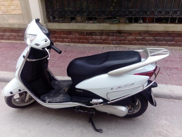 cần bán xe honda lead màu trắng nguyên bản chính chủ