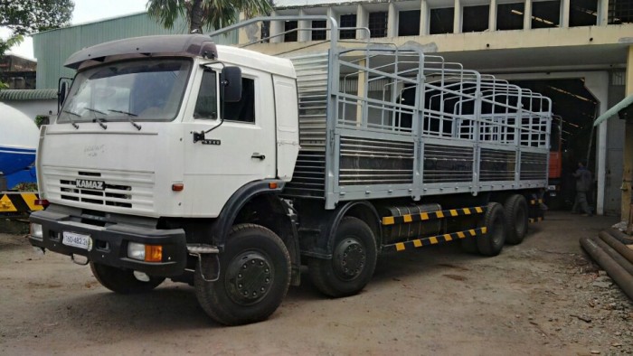 Xe tải thùng Kamaz 6540 Long II (8X4), Thùng dài 8M880
