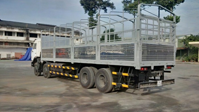 Xe tải thùng Kamaz 6540 Long II (8X4), Thùng dài 8M880