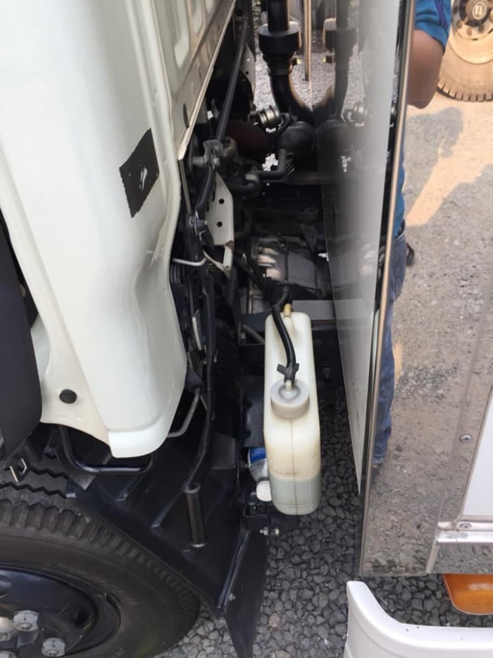 Bán xe tải Isuzu thùng kín đời 2014 xe đẹp