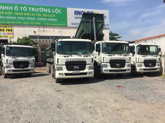 đầu kéo hyundai hd700 2013 đã qua sử dụng vs moocben